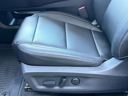 New 2025 Nissan Murano SV image 14