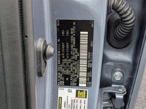 Used 2024 Toyota Corolla Cross LE image 40