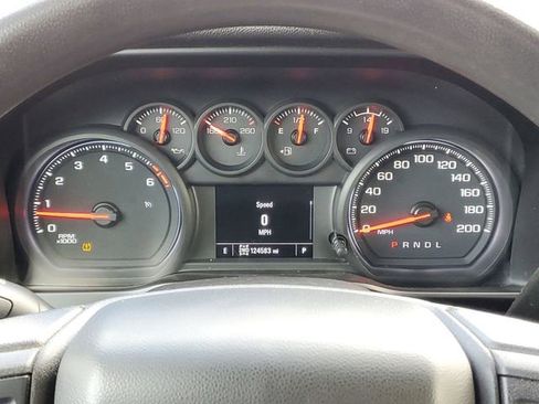 Used 2019 Chevrolet Silverado 1500 Custom w/ Custom Convenience Package image 18