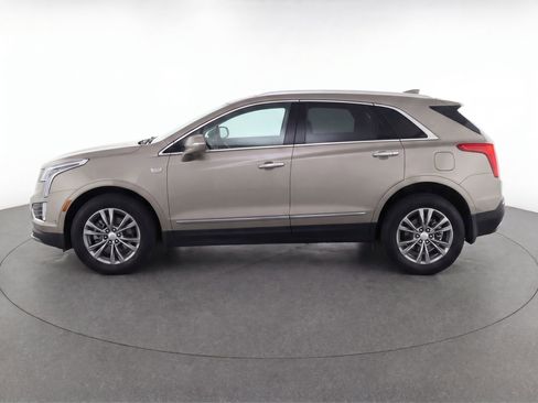 Certified 2022 Cadillac XT5 Premium Luxury FWD image 6