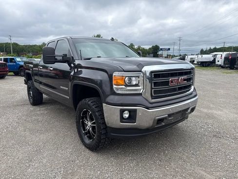 Used 2014 GMC Sierra 1500 SLT w/ SLT Preferred Package AWD/4WD image 7