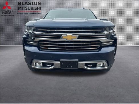Used 2019 Chevrolet Silverado 1500 High Country w/ Technology Package AWD/4WD image 19