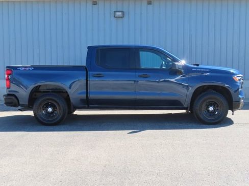 Used 2023 Chevrolet Silverado 1500 W/T w/ WT Value Package AWD/4WD image 2