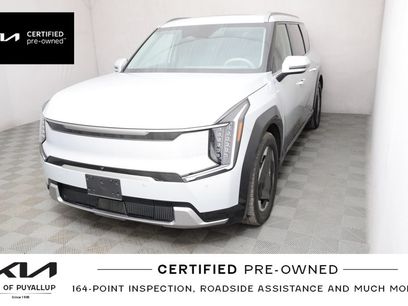 Certified 2024 Kia EV9 Land w/ Towing Package
