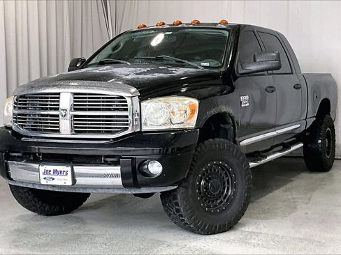 Used 2008 Dodge Ram 2500 Truck Laramie w/ Protection Group AWD/4WD image 2