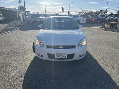 Used 2010 Chevrolet Impala LS image 2