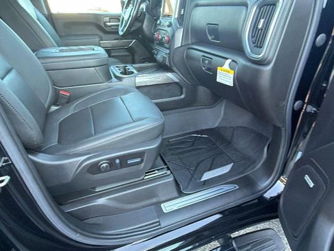 Used 2022 Chevrolet Silverado 2500 LTZ w/ LTZ Premium Package AWD/4WD image 18