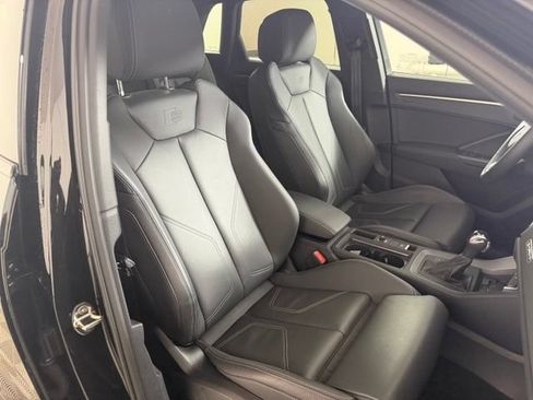 Certified 2025 Audi Q3 2.0T Premium w/ Convenience Package AWD/4WD image 24