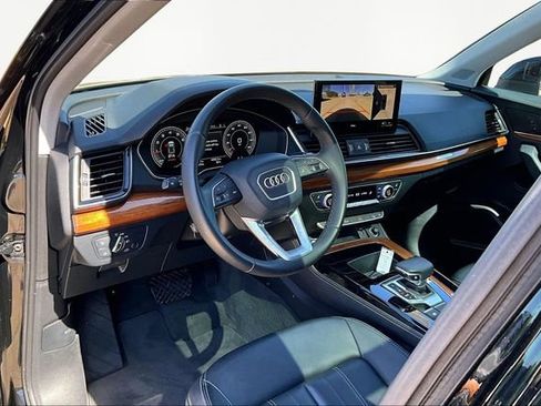 Used 2023 Audi Q5 2.0T Premium Plus w/ Premium Plus Package image 13