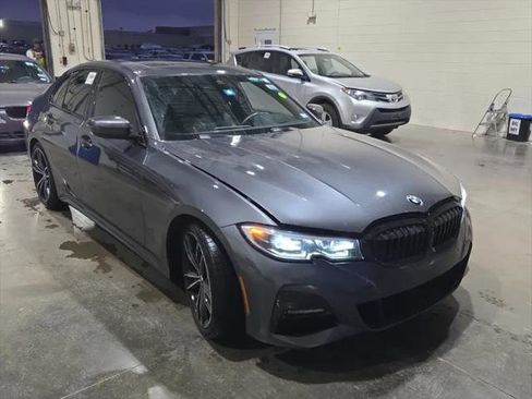 Used 2021 BMW 330i Sedan w/ M Sport Package image 6