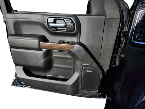 Used 2021 Chevrolet Silverado 1500 LT Trail Boss w/ Convenience Package II image 22