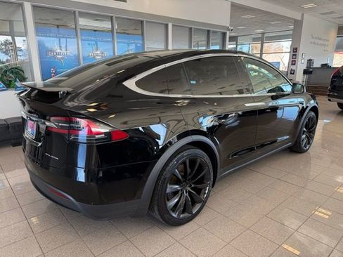 Used 2020 Tesla Model X Long Range image 3