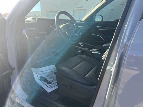 Used 2024 Kia Telluride EX X-Line image 14