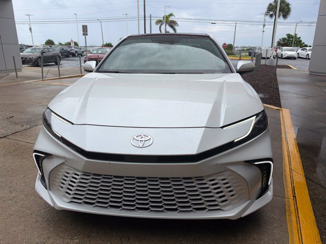 Used 2026 Toyota Camry XSE FWD image 2