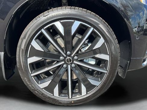 New 2026 Volvo XC60 T8 Ultra w/ Protection Package Premier AWD/4WD image 24