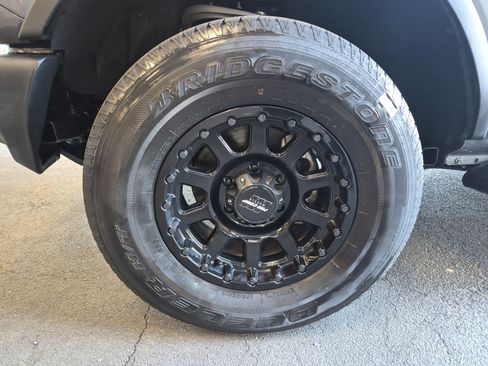 Used 2022 Ford Bronco 4-Door image 7