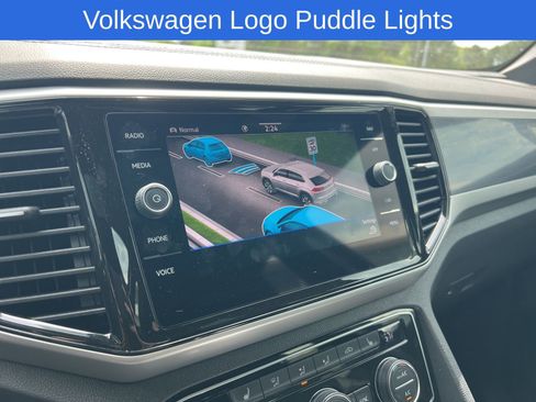 Used 2023 Volkswagen Atlas Cross Sport SEL R-Line image 15