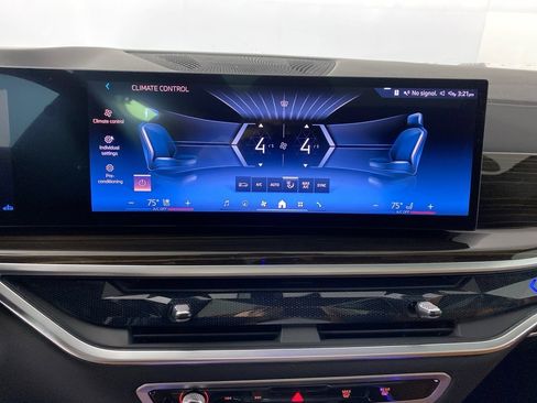 Certified 2024 BMW X5 xDrive40i w/ Parking Assistance Package image 19