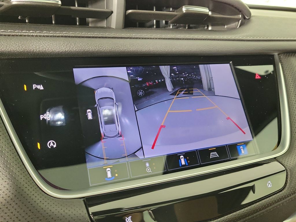Used 2024 Cadillac XT5 Premium Luxury w/ Technology Package FWD image 27