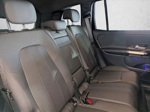 Certified 2025 Mercedes-Benz GLB 250 image 18