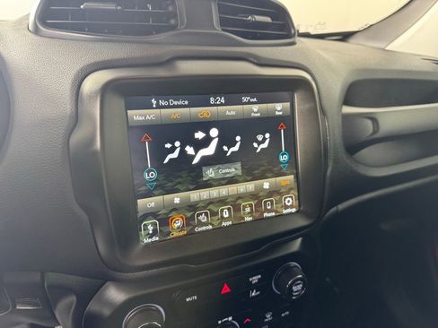 Used 2023 Jeep Renegade Trailhawk w/ Trailhawk Elite Group image 14