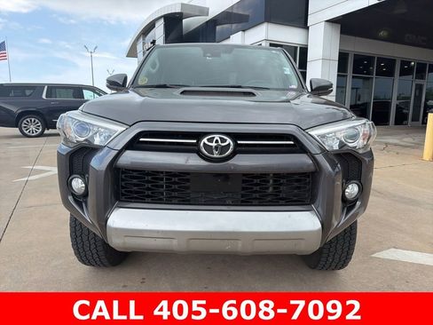 Used 2020 Toyota 4Runner TRD Off-Road Premium w/ Moonroof Package AWD/4WD image 15