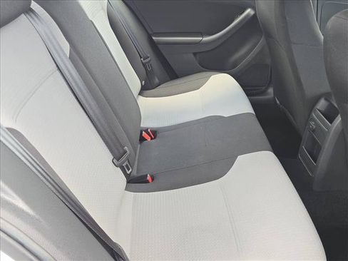 Used 2017 Volkswagen Jetta S FWD image 18