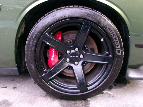 Used 2018 Dodge Challenger SRT w/ Technology Group image 9