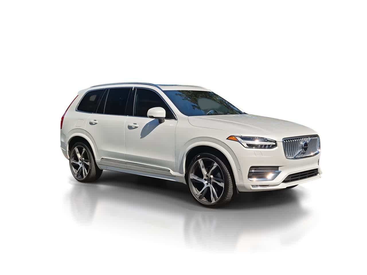 Used 2023 Volvo XC90 B6 Ultimate w/ Protection Package Premier AWD/4WD image 3