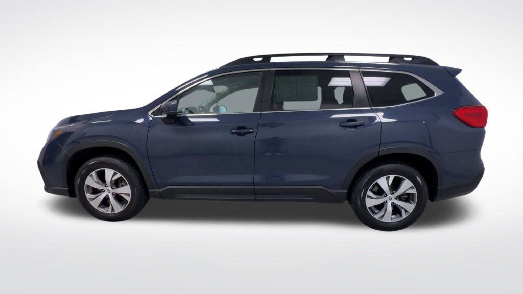 Used 2025 Subaru Ascent Premium AWD/4WD image 5