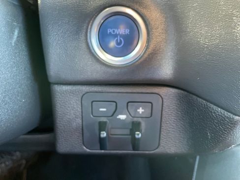 Used 2024 Toyota Tundra Platinum image 22