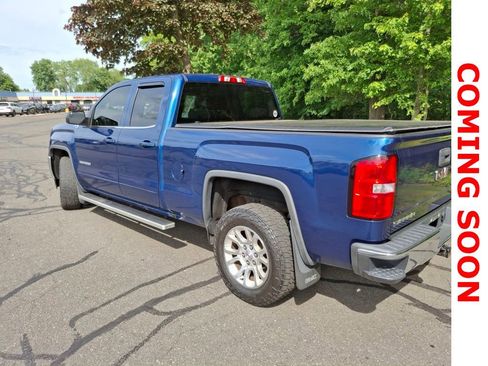 Used 2017 GMC Sierra 1500 SLE w/ SLE Value Package AWD/4WD image 4