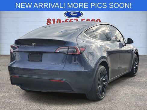 Used 2023 Tesla Model Y Long Range image 3