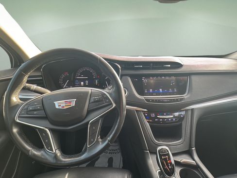 Used 2019 Cadillac XT5 Premium Luxury FWD image 15