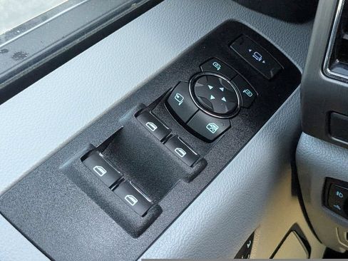 Used 2022 Ford F350 Limited AWD/4WD image 27