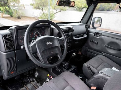 Used 2006 Jeep Wrangler X w/ Tire & Wheel Group (Ecco) AWD/4WD image 9