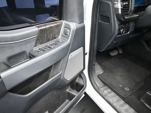 Used 2024 Ford F250 Lariat AWD/4WD image 12