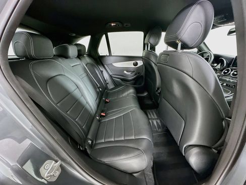 Used 2019 Mercedes-Benz GLC 300 image 27
