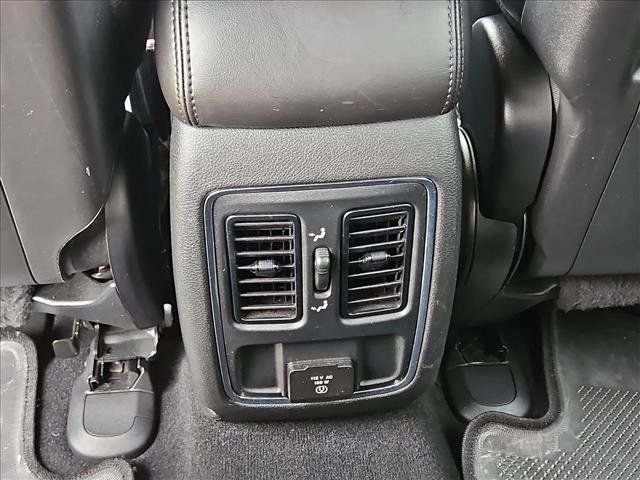 Used 2021 Jeep Grand Cherokee Laredo X AWD/4WD image 17