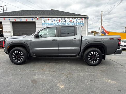 Used 2022 Nissan Frontier S image 2