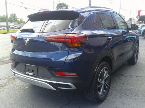 Used 2023 Buick Encore GX Select AWD/4WD image 9