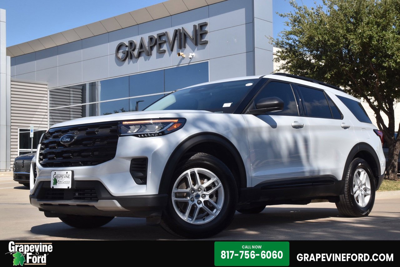 Certified 2026 Ford Explorer Active RWD image 1