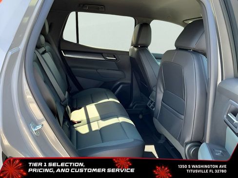 New 2026 GMC Terrain AT4 w/ LPO, Black Badging Package AWD/4WD image 19