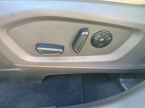 Used 2021 Ford Explorer Platinum w/ Equipment Group 601A image 22