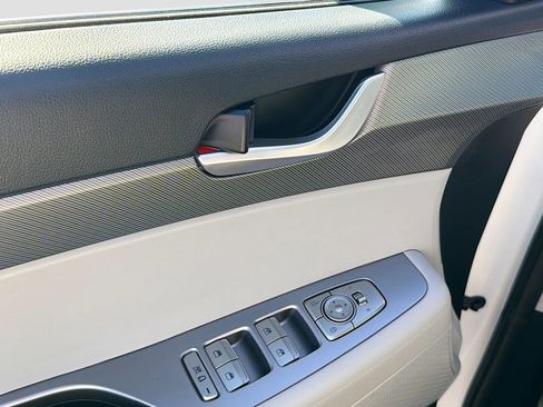 Used 2024 Hyundai Palisade SEL FWD image 18