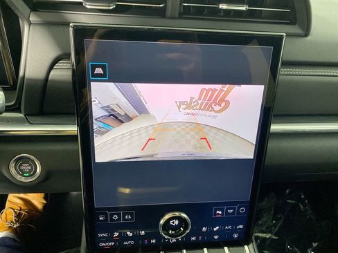 Used 2026 GMC Terrain Elevation w/ Elevation Premium Package image 17