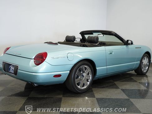 Used 2002 Ford Thunderbird image 12