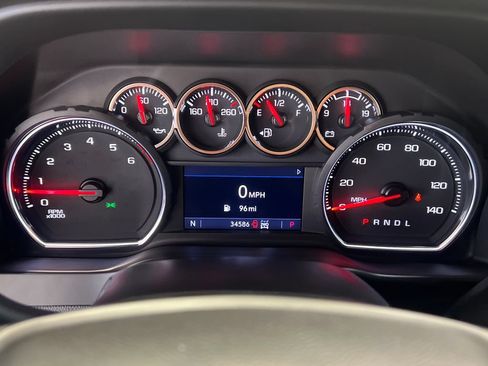 Used 2022 Chevrolet Silverado 1500 LT Trail Boss w/ Bed Protection Package AWD/4WD image 25