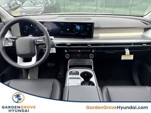 New 2026 Hyundai Ioniq 9 SEL AWD/4WD image 1
