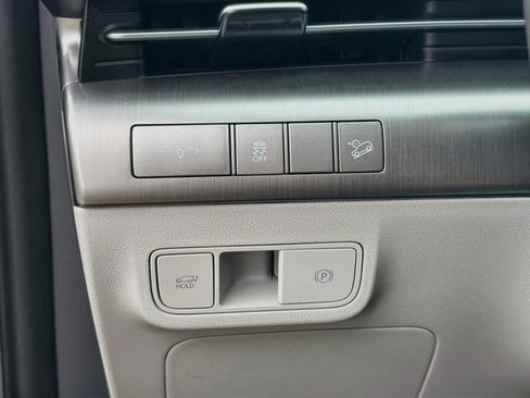 Certified 2026 Hyundai Kona Limited FWD image 10